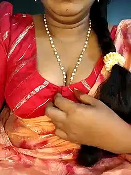 Dollybell from StripChat