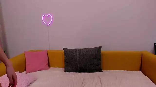 DollyPixel from StripChat