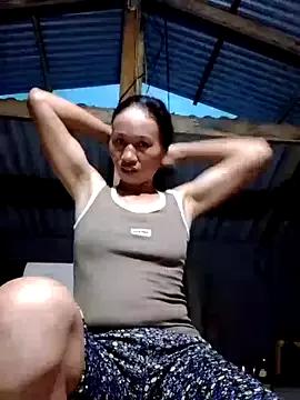 donna-bae from StripChat