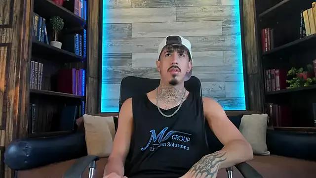 Donovan_Desmond from StripChat