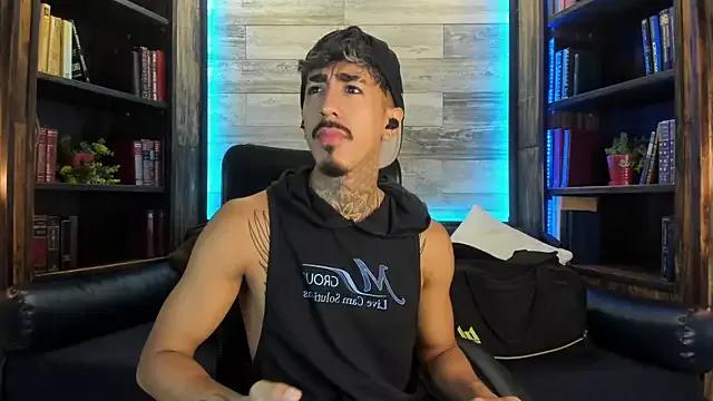 Donovan_Desmond from StripChat