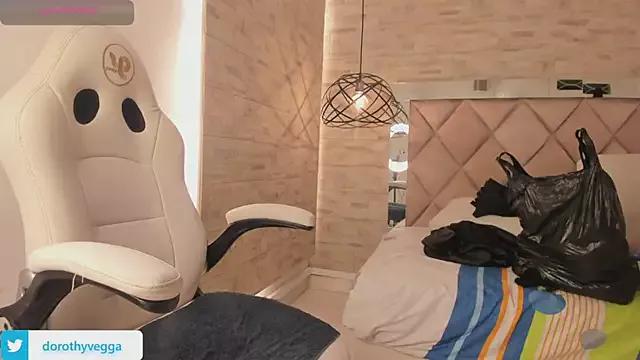 dorothy_vegga from StripChat