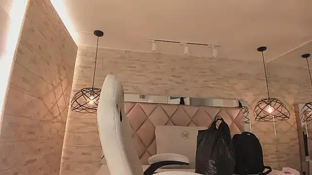 dorothy_vegga from StripChat