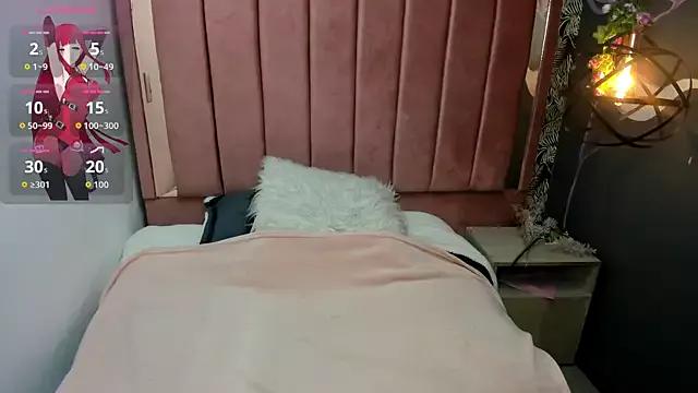 Explore our live girls sluts from our Custom and Multi clubs and checkout exclusive access to highly interactive content, such as shape, hair, titties, pussy type and many more.
