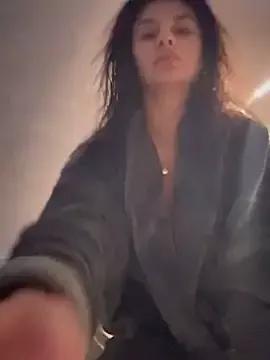 Explore our live girls sluts from our Custom and Multi clubs and checkout exclusive access to highly interactive content, such as shape, hair, titties, pussy type and many more.