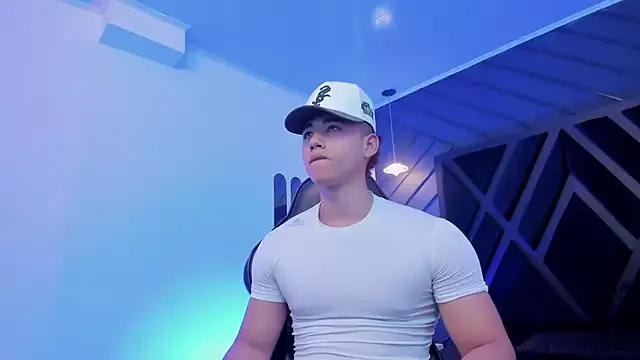 Draven_Marceaux from StripChat is Freechat