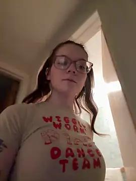 Explore our live girls sluts from our Custom and Multi clubs and checkout exclusive access to highly interactive content, such as shape, hair, titties, pussy type and many more.