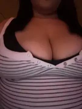 dreamyygirll from StripChat is Freechat