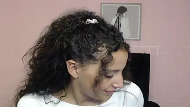 Explore our live girls sluts from our Custom and Multi clubs and checkout exclusive access to highly interactive content, such as shape, hair, titties, pussy type and many more.
