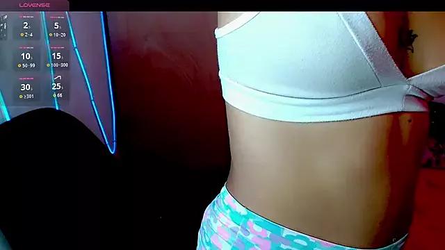 Dulce2415 webcams show profile image 