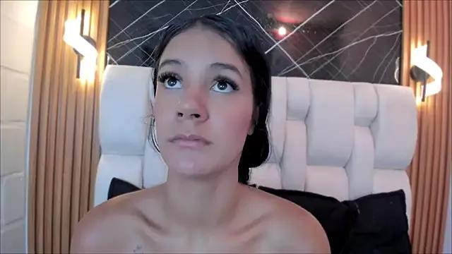 Explore our live girls sluts from our Custom and Multi clubs and checkout exclusive access to highly interactive content, such as shape, hair, titties, pussy type and many more.