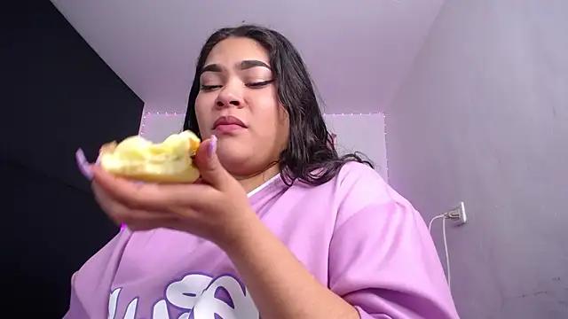 Dullce_Maria from StripChat