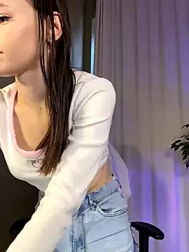E_l_i_z_e_ webcams show profile image 