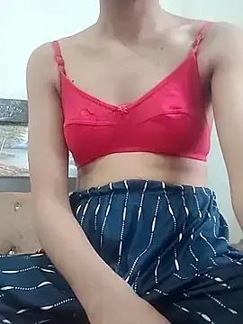 eastheaven from StripChat is Freechat