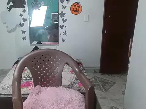 Ebony_luna from StripChat is Freechat