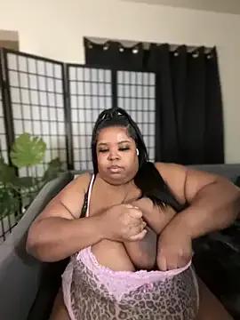 EbonyGoddessKira from StripChat is Freechat
