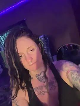 Eden_Darkskye from StripChat