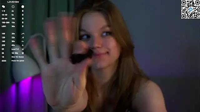 Explore our live girls sluts from our Custom and Multi clubs and checkout exclusive access to highly interactive content, such as shape, hair, titties, pussy type and many more.