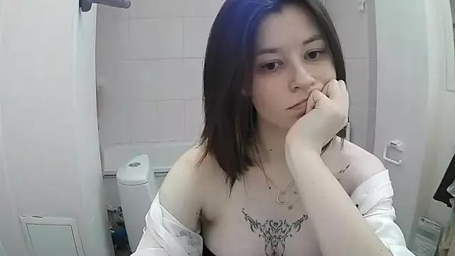 EdlinEngelby from StripChat is Freechat