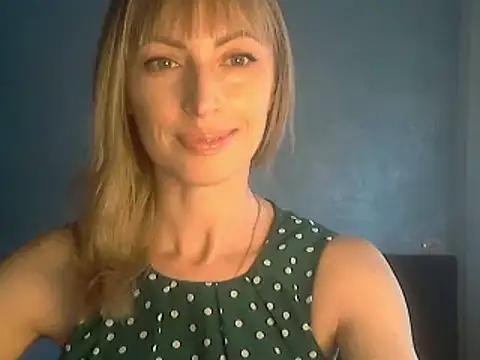 EffectMaya from StripChat
