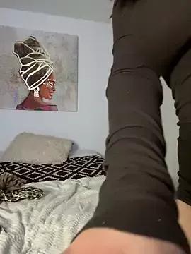 Explore our live girls sluts from our Custom and Multi clubs and checkout exclusive access to highly interactive content, such as shape, hair, titties, pussy type and many more.