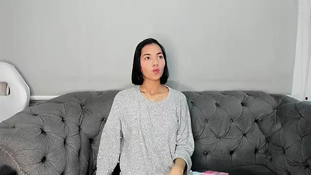 Eiloise_ysander from StripChat is Freechat