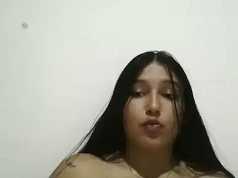 Explore our live girls sluts from our Custom and Multi clubs and checkout exclusive access to highly interactive content, such as shape, hair, titties, pussy type and many more.