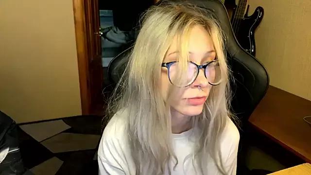 Elaincutee webcams show profile image 