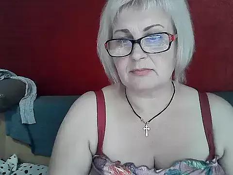 Eleanor_Katie from StripChat