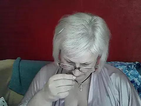 Eleanor_Katie from StripChat