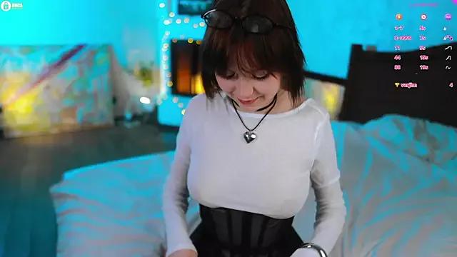 Explore our live girls sluts from our Custom and Multi clubs and checkout exclusive access to highly interactive content, such as shape, hair, titties, pussy type and many more.