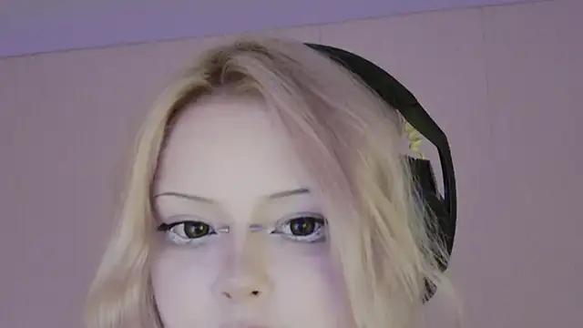 Electro_doll from StripChat