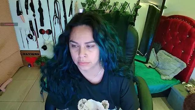 elektra_32 from StripChat