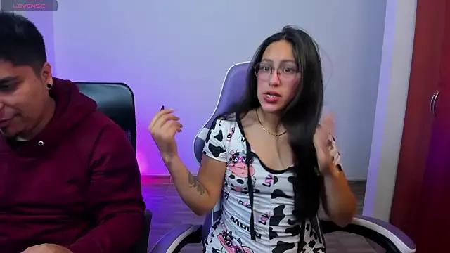 Explore our live girls sluts from our Custom and Multi clubs and checkout exclusive access to highly interactive content, such as shape, hair, titties, pussy type and many more.