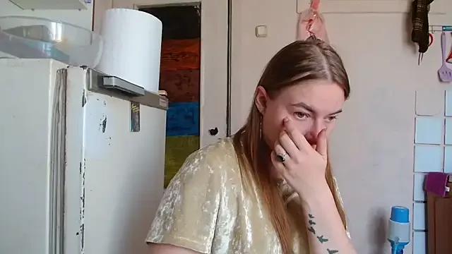 ElenaMaeer from StripChat