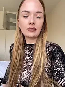 ElenaRebelle from StripChat