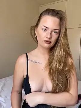 Photos of ElenaRebelle from StripChat is Freechat