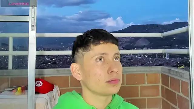 elfernh from StripChat