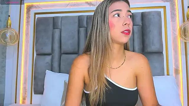 elianabrown from StripChat is Freechat