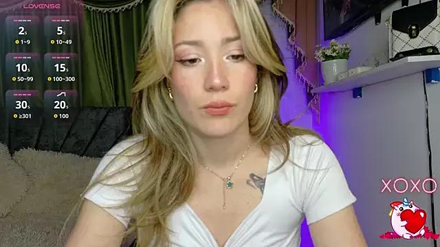 Eliih_01 from StripChat
