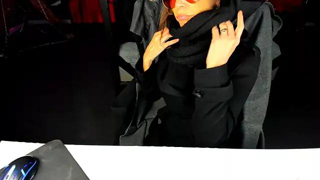 Photos of Elizabe_th from StripChat is Freechat