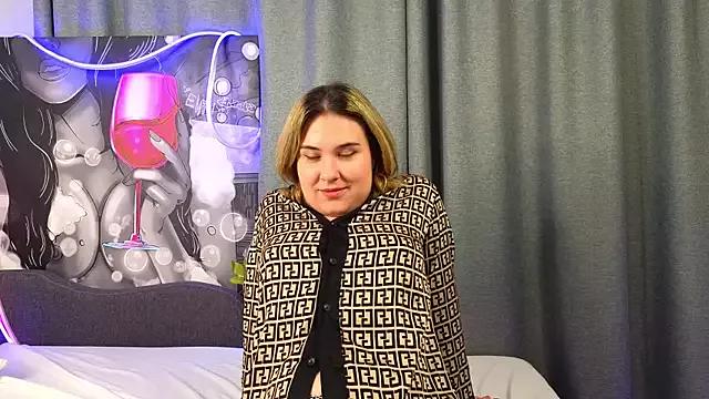 ElizabethDixon from StripChat is Freechat