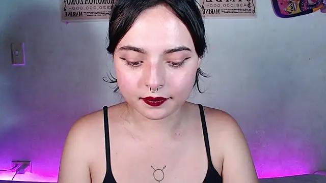 Explore our live girls sluts from our Custom and Multi clubs and checkout exclusive access to highly interactive content, such as shape, hair, titties, pussy type and many more.