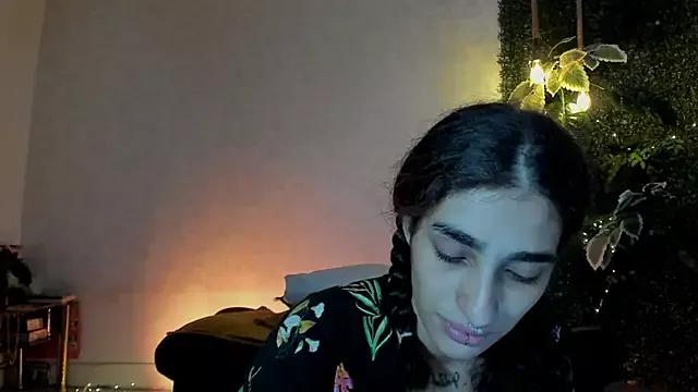 Ella_Flame_ from StripChat