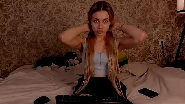 Ella_Milla from StripChat