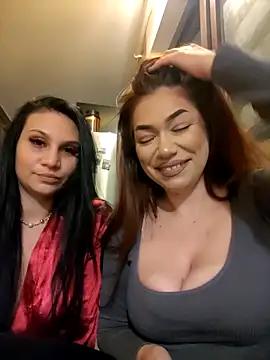 Explore our live girls sluts from our Custom and Multi clubs and checkout exclusive access to highly interactive content, such as shape, hair, titties, pussy type and many more.