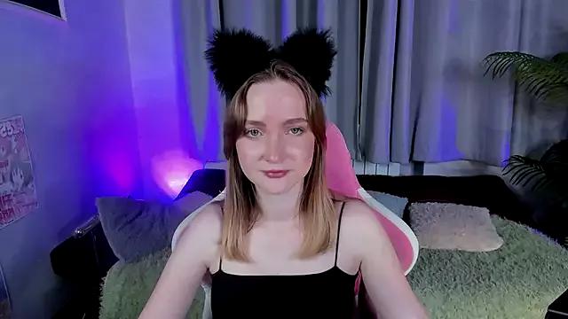 EllaBloom from StripChat is Freechat