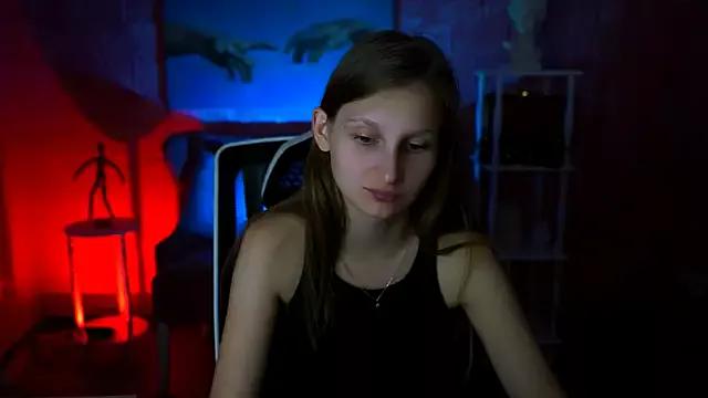 EllaHorton from StripChat