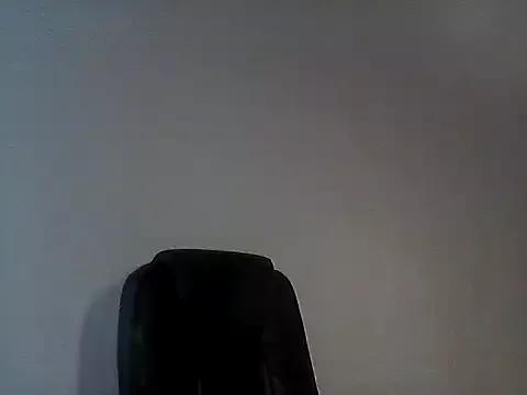 EllaLove2277 from StripChat