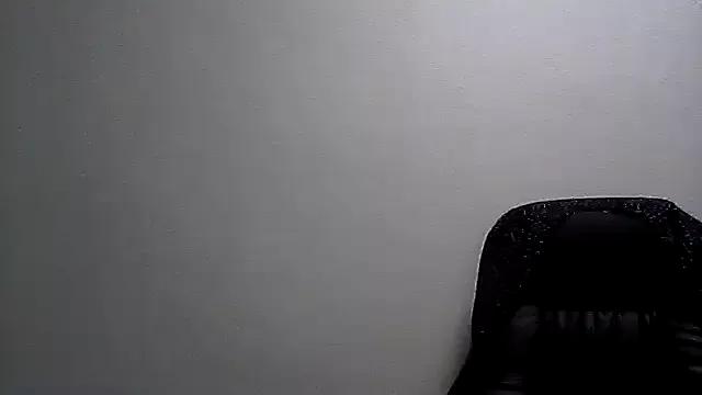 EllaLove2277 from StripChat